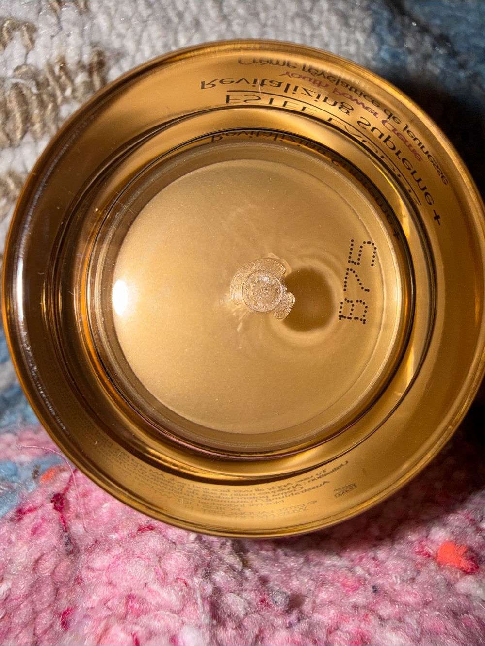 Estée Lauder Revitalizing Supreme+ Youth Power Creme — Gold - Picture 6 of 7